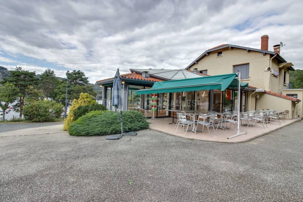 VillageFani_pavillon-du-lac (2)